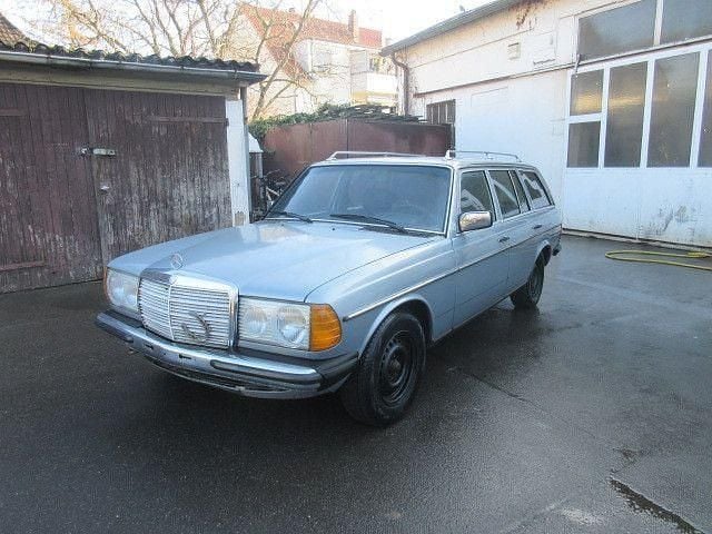 Gebraucht 1980 Mercedes 240 Kombi | 7.950 € - Bild 1/4