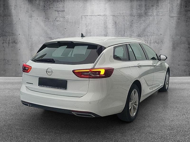 Gebraucht Opel Insignia Business 174 PS (127 kW) 2022 Weiß Kombi
