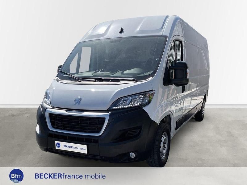 Weiß Gebraucht 2022 Peugeot Boxer Premium Van | 22.990 € (Fairer Preis) - Bild 1/4