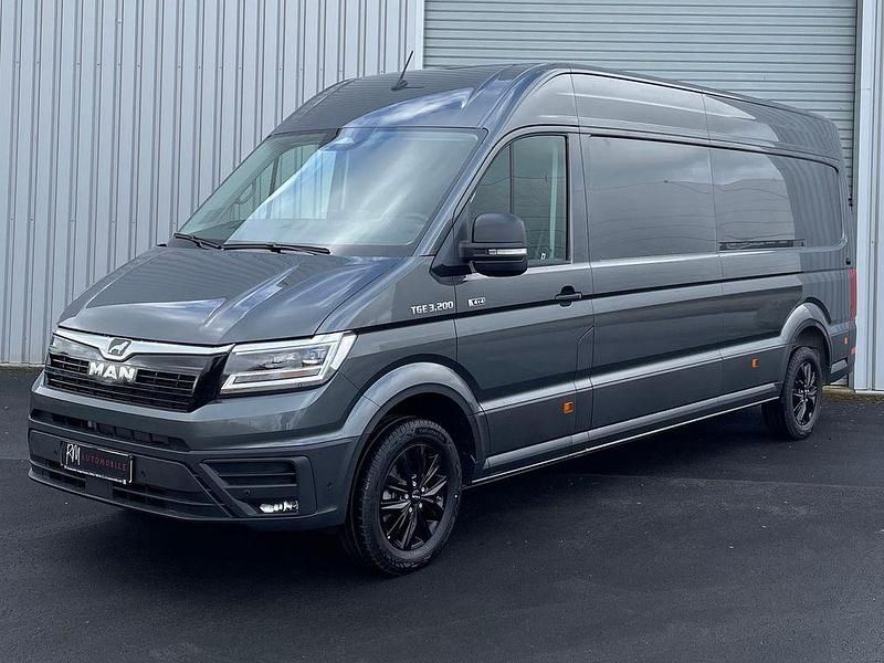 Neu MAN TGE 205 PS (150 kW) 2026 Grau Van