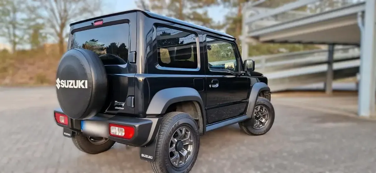 Gebraucht Suzuki Jimny Comfort+ 102 PS (75 kW) 2020 Schwarz SUV