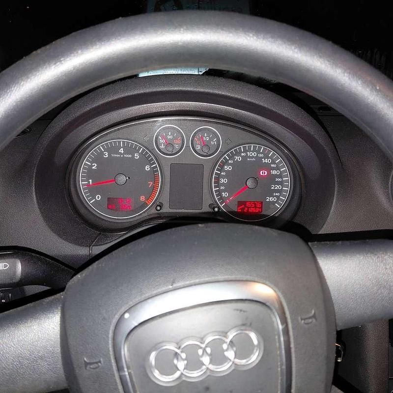 Gebraucht Audi A3 Ambiente 102 PS (75 kW) 2006 Schwarz Kleinwagen