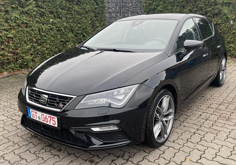 Schwarz Gebraucht 2018 Seat Leon FR Limousine | 12.500 € (Superpreis) - Bild 1/4