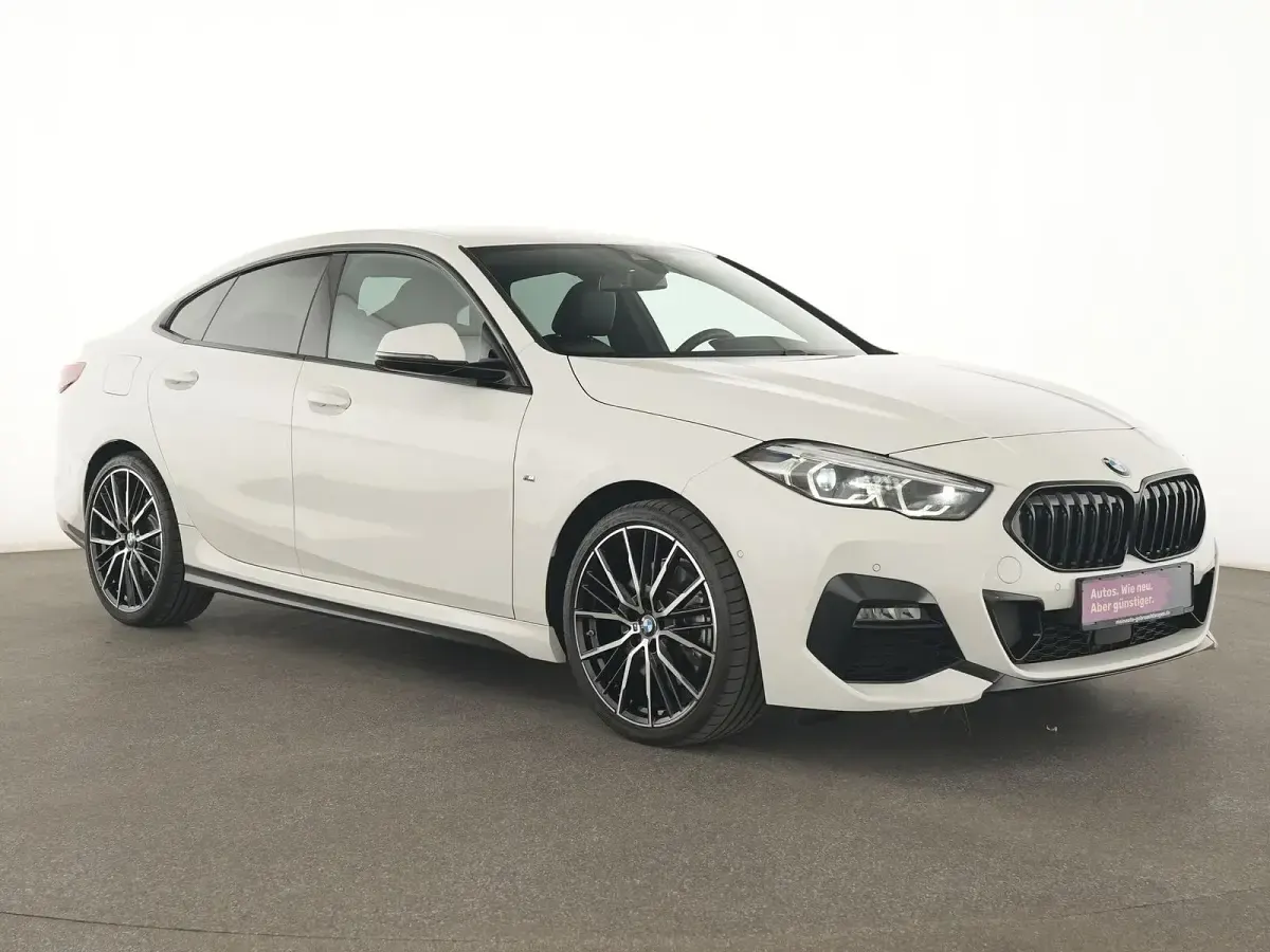 Gebraucht BMW 220 M Sport 178 PS (130 kW) 2022 Weiß Coupé
