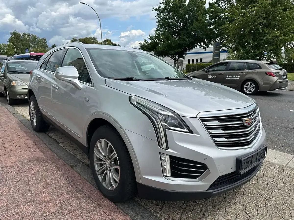Gebraucht Cadillac XT5 314 PS (230 kW) 2017 Argon silber/ice silver (m2) SUV