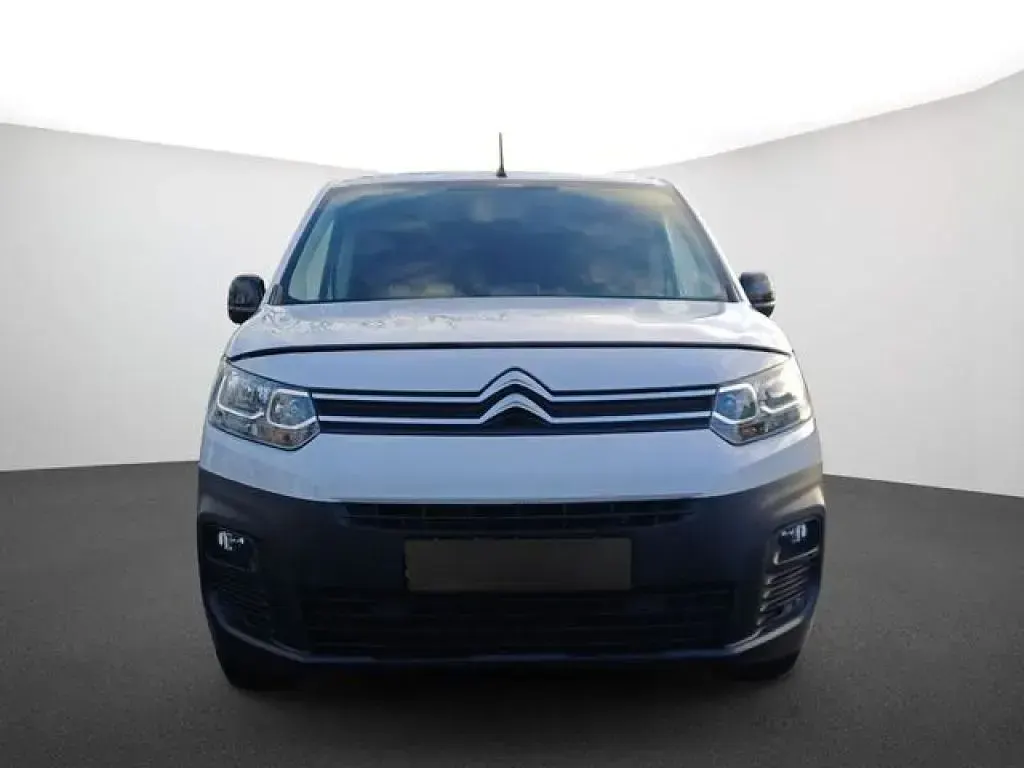 Gebraucht Citroën Berlingo 100 kW (136 PS) 2023 Weiss Van / Kleinbus