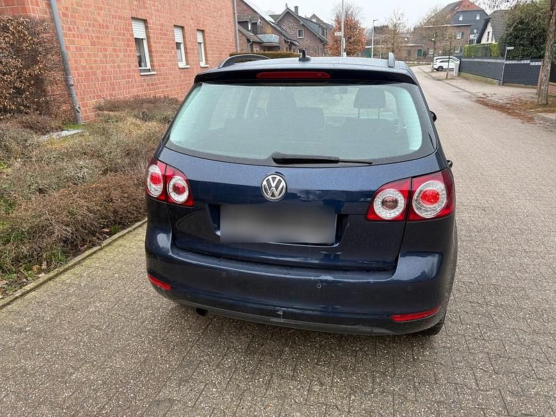 Gebraucht VW Golf VII 105 PS (77 kW) 2013 Blau Limousine