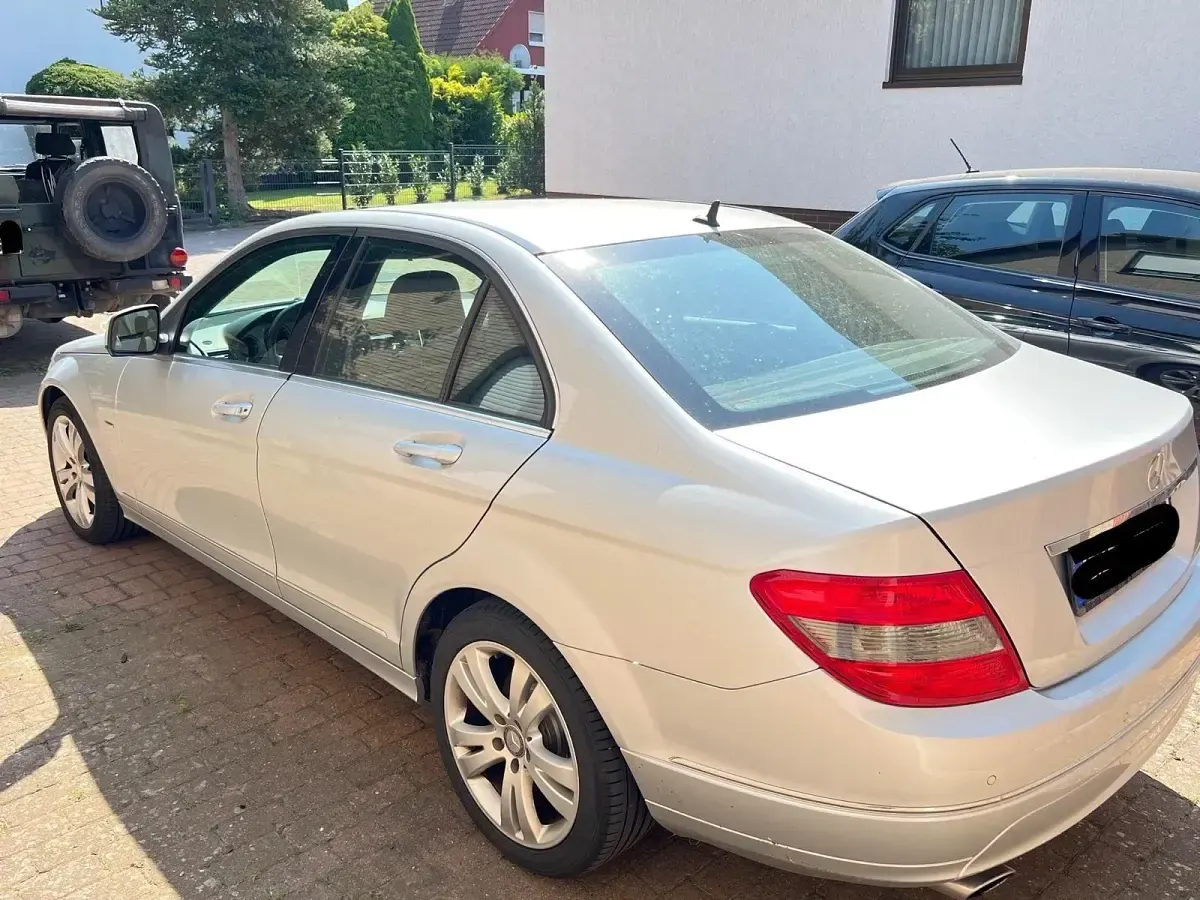 Gebraucht Mercedes C200 Avantgarde 185 PS (136 kW) 2008 Silber Limousine