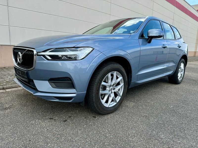 Blau Gebraucht 2019 Volvo XC60 Momentum SUV | 28.890 € (Guter Preis) - Bild 1/4