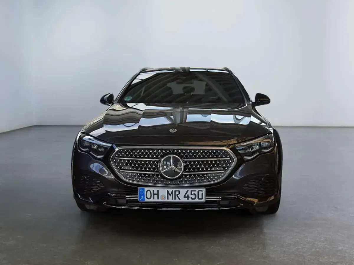 Gebraucht Mercedes E450 Avantgarde 367 PS (269 kW) 2026 Grau Kombi