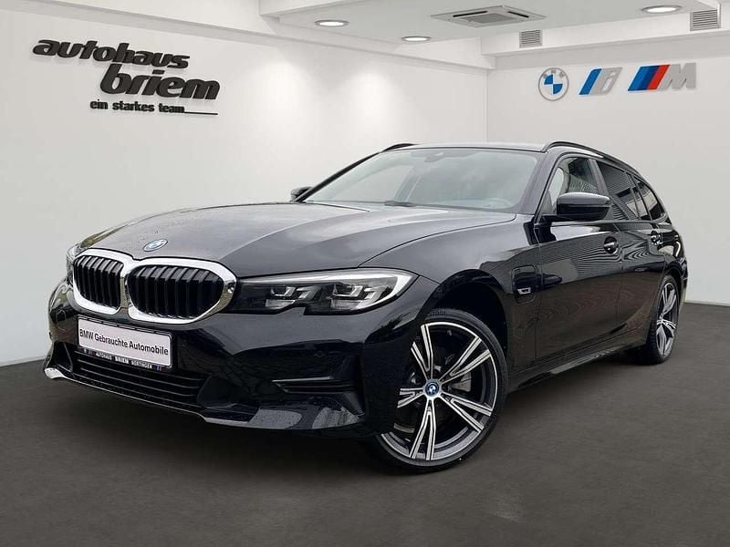 Gebraucht BMW 320e Advantage 204 PS (150 kW) 2021 Schwarz ii Kombi