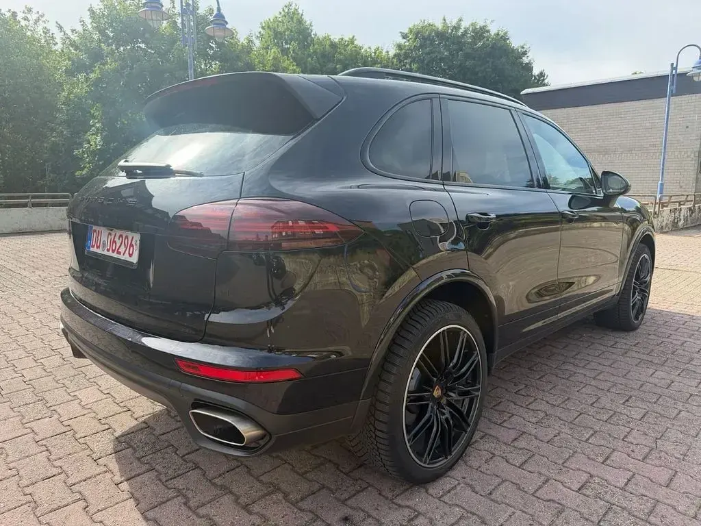 Gebraucht Porsche Cayenne Platinum Edition 262 PS (192 kW) 2017 Schwarz SUV