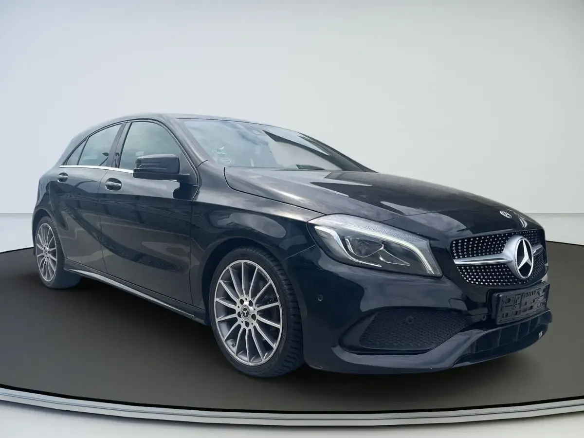 Gebraucht Mercedes A200 AMG 136 PS (100 kW) 2018 Schwarz Limousine