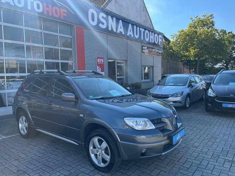 Gebraucht Mitsubishi Outlander Motion 160 PS (117 kW) 2005 Grau SUV