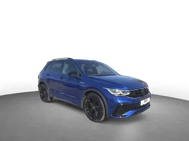 Gebraucht VW Tiguan R-line 200 PS (147 kW) 2021 Lapiz blue metallic (metallic) SUV