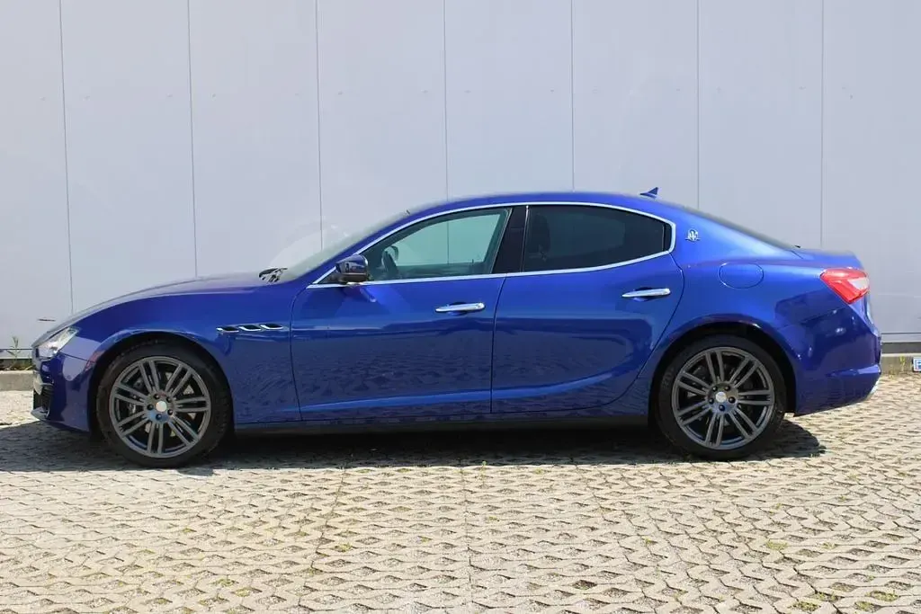 Gebraucht Maserati Ghibli 275 PS (202 kW) 2018 Blau Limousine