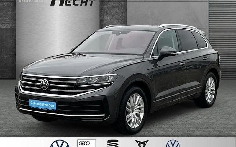 Grau Gebraucht 2024 VW Touareg Elegance SUV | 51.590 € (Guter Preis) - Bild 1/4