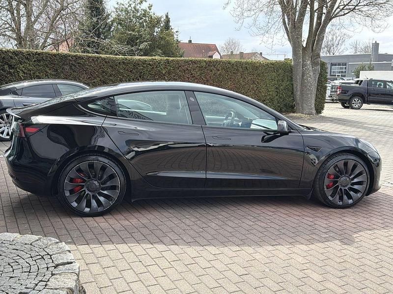 Gebraucht Tesla Model 3 Performance 392 kW (534 PS) 2022 Solid black Limousine