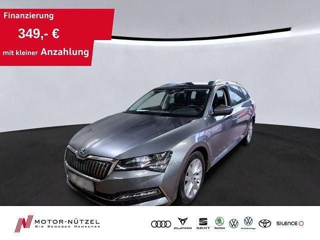 Grau Gebraucht 2022 Skoda Superb Style Kombi | 26.430 € (Fairer Preis) - Bild 1/4