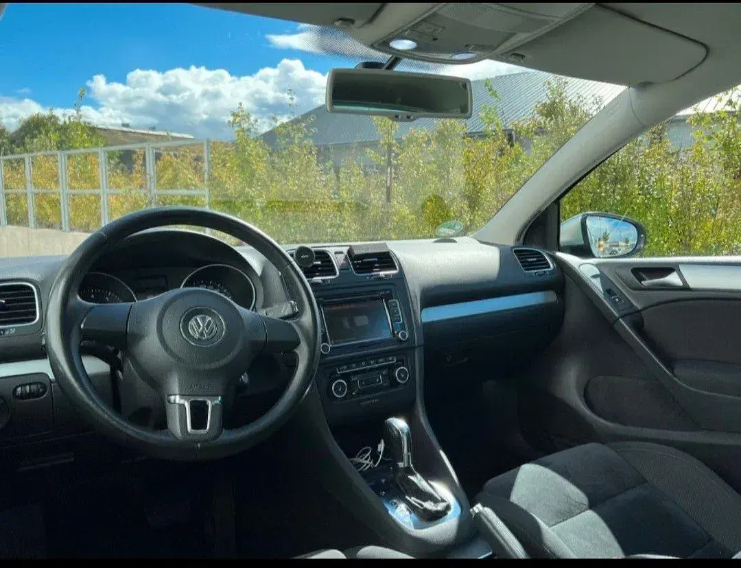Gebraucht VW Golf VI Highline 122 PS (89 kW) 2011 Silber Kleinwagen