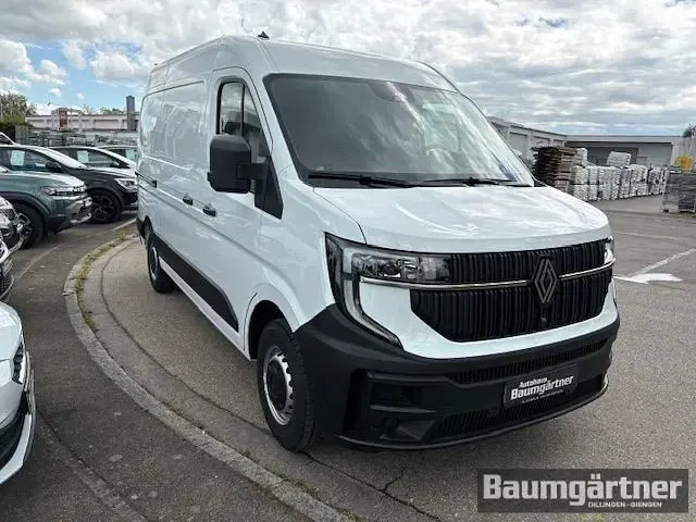 Neu Renault Master 131 PS (96 kW) 2025 Van / Kleinbus
