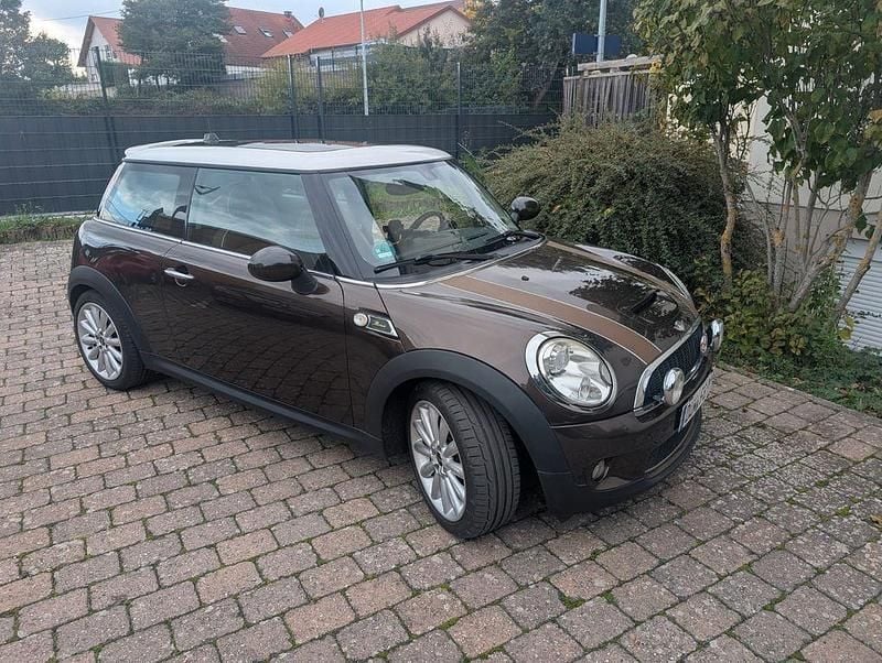 Braun Gebraucht 2010 Mini Cooper S Kleinwagen | 6.999 € (Fairer Preis) - Bild 1/4