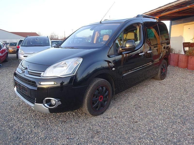 Gebraucht Citroën Berlingo SELECTION 120 PS (88 kW) 2014 Schwarz Van / Kleinbus