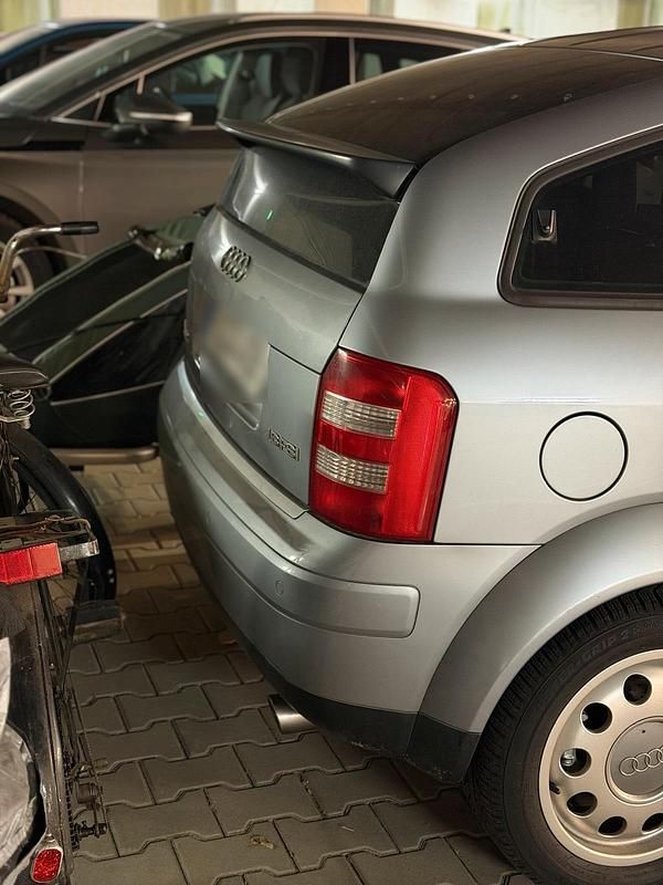 Gebraucht Audi A2 S-line plus 110 PS (80 kW) 2002 Silber Kleinwagen