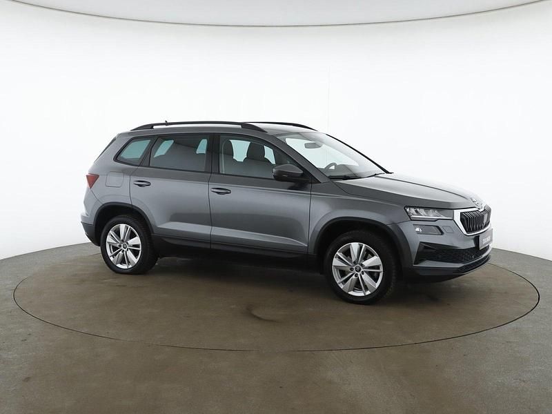 Gebraucht Skoda Karoq Selection 150 PS (110 kW) 2025 Graphitegrau SUV