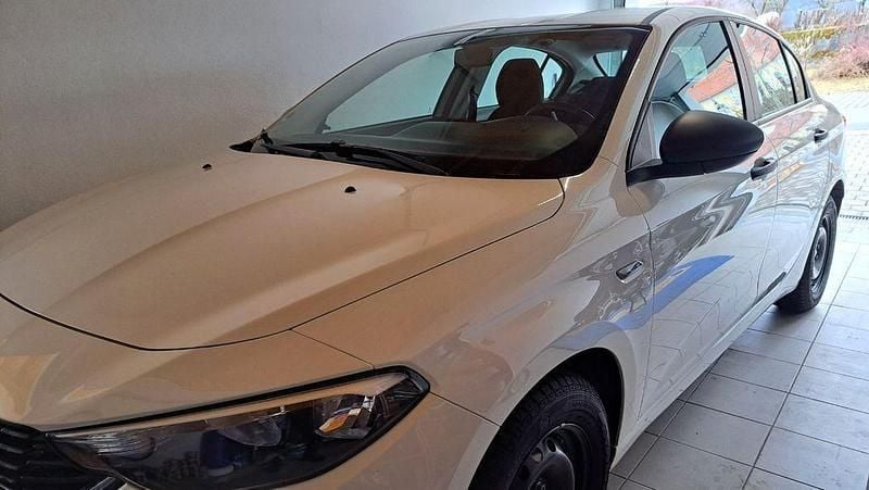 Weiß Gebraucht 2020 Fiat Tipo Limousine | 9.999 € (Superpreis) - Bild 1/3