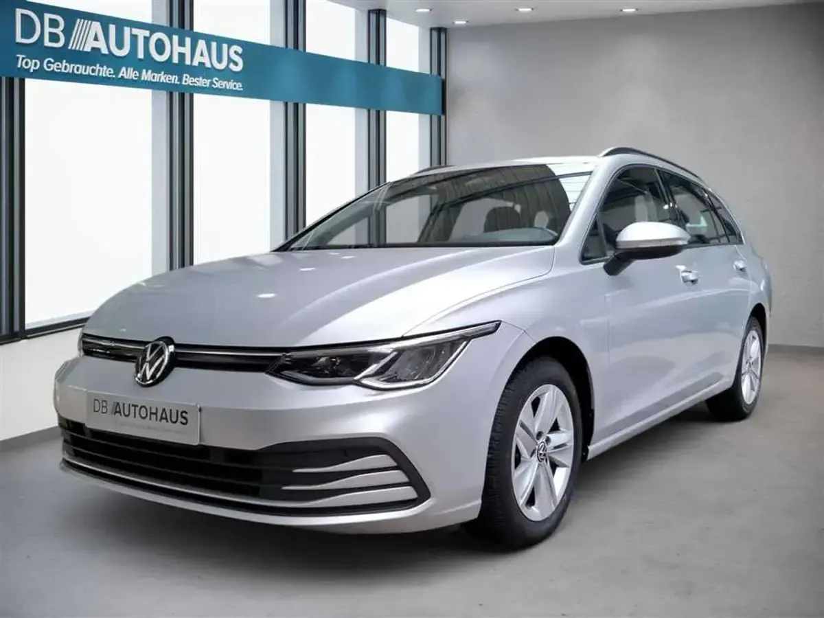 Gebraucht VW Golf VIII Life 110 PS (80 kW) 2022 Kombi