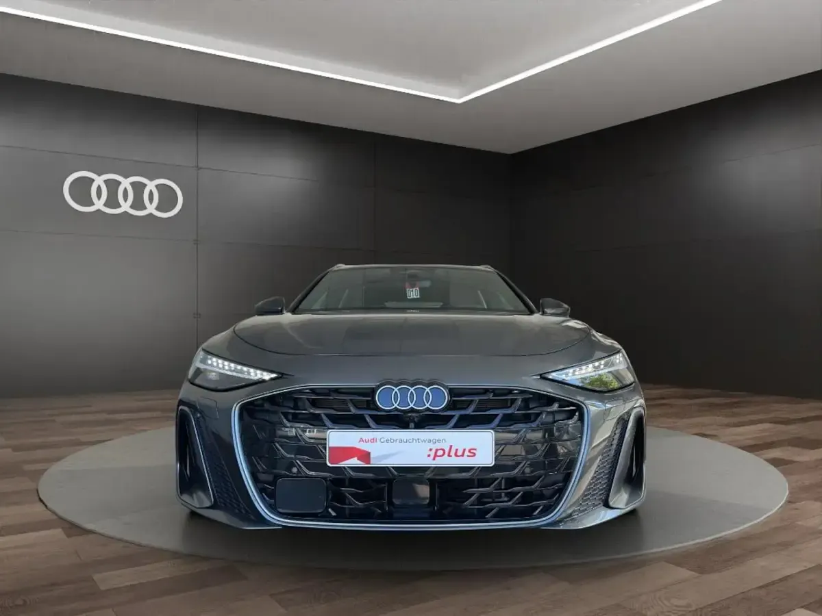 Gebraucht Audi A6 S-Line 204 PS (150 kW) 2025 Daytonagrau perleffekt Kombi