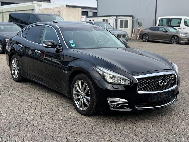Gebraucht Infiniti Q70 306 PS (225 kW) 2015 Schwarz Limousine