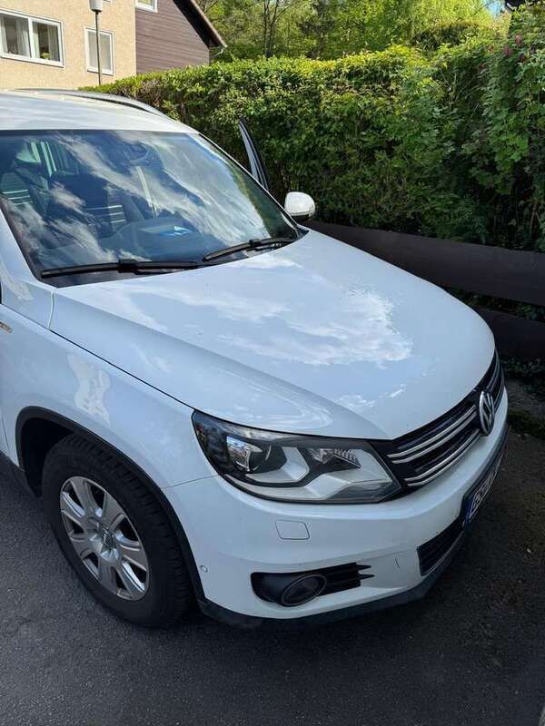 Weiß Gebraucht 2014 VW Tiguan Sportline SUV | 9.400 € (Guter Preis) - Bild 1/4