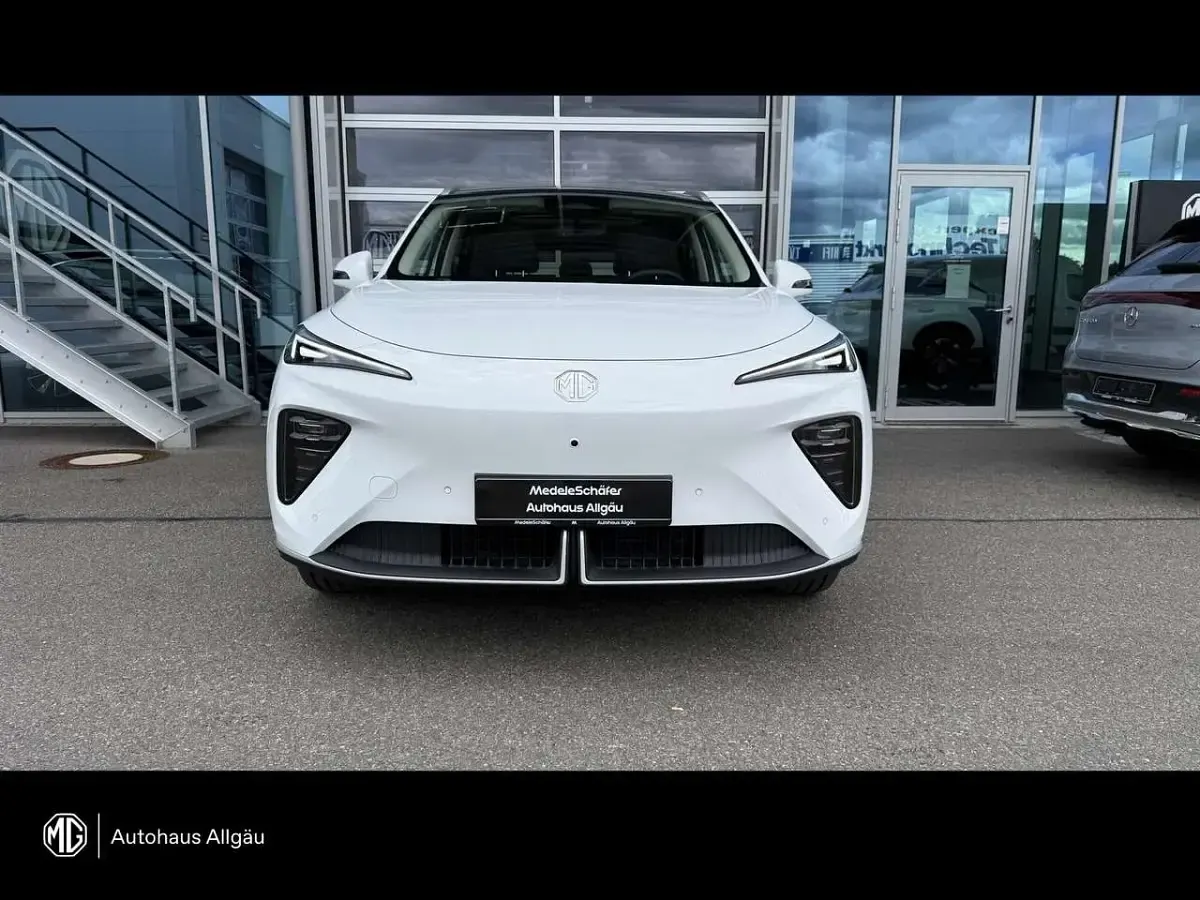Gebraucht MG MGS6 EV 266 kW (362 PS) 2026 Dover white SUV