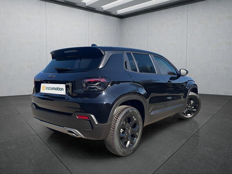 Neu Jeep Avenger 110 PS (80 kW) 2025 Schwarz SUV
