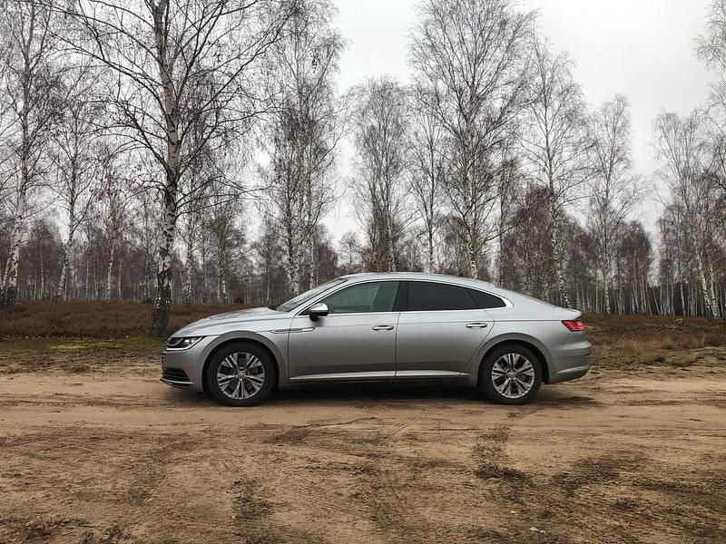 Gebraucht VW Arteon 239 PS (175 kW) 2017 Silber Kleinwagen