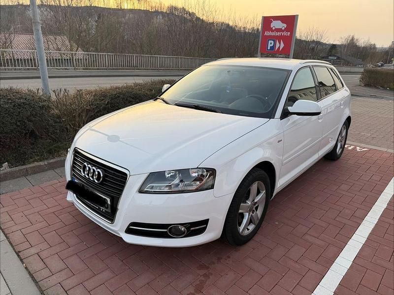 Gebraucht Audi A3 S-Line 105 PS (77 kW) 2010 Silber Kleinwagen