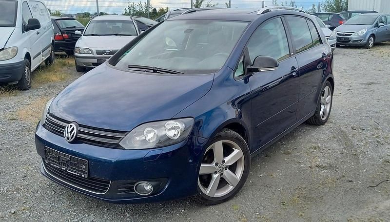 Blau Gebraucht 2012 VW Golf VII Style Kleinwagen | 3.850 € (Guter Preis) - Bild 1/4