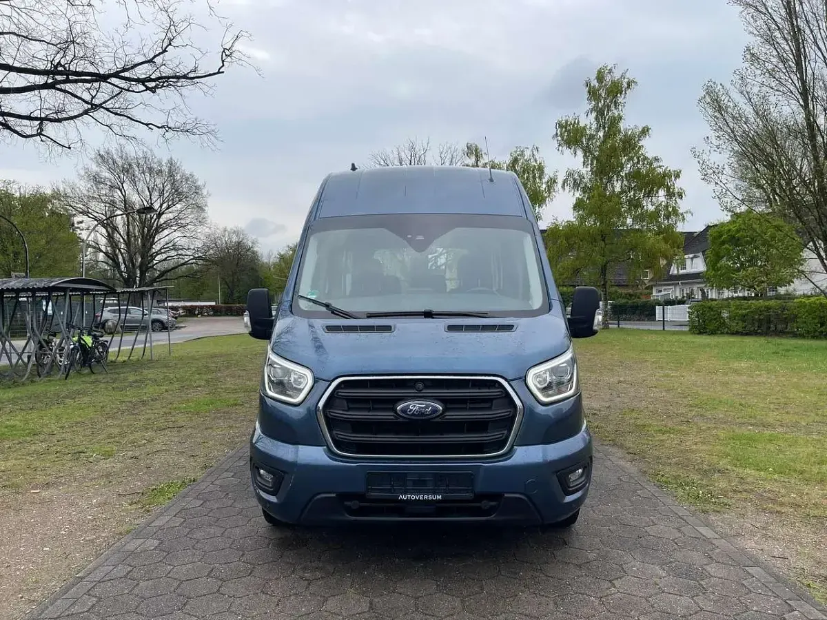 Gebraucht Ford Transit Trend 170 PS (125 kW) 2022 Blau Van / Kleinbus