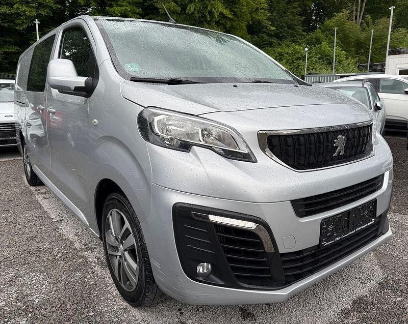 Gebraucht Peugeot Expert 177 PS (130 kW) 2017 Silber Van