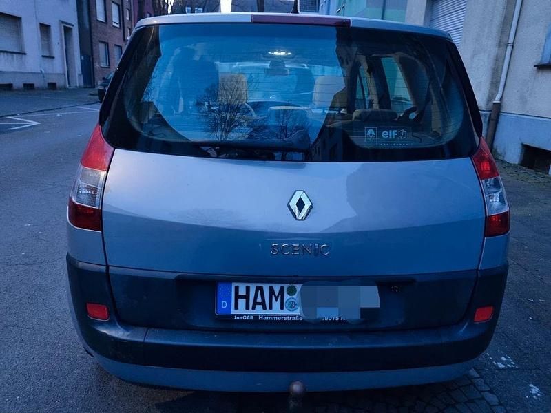 Gebraucht Renault Scénic II Dynamique 111 PS (81 kW) 2005 Silber Van / Kleinbus