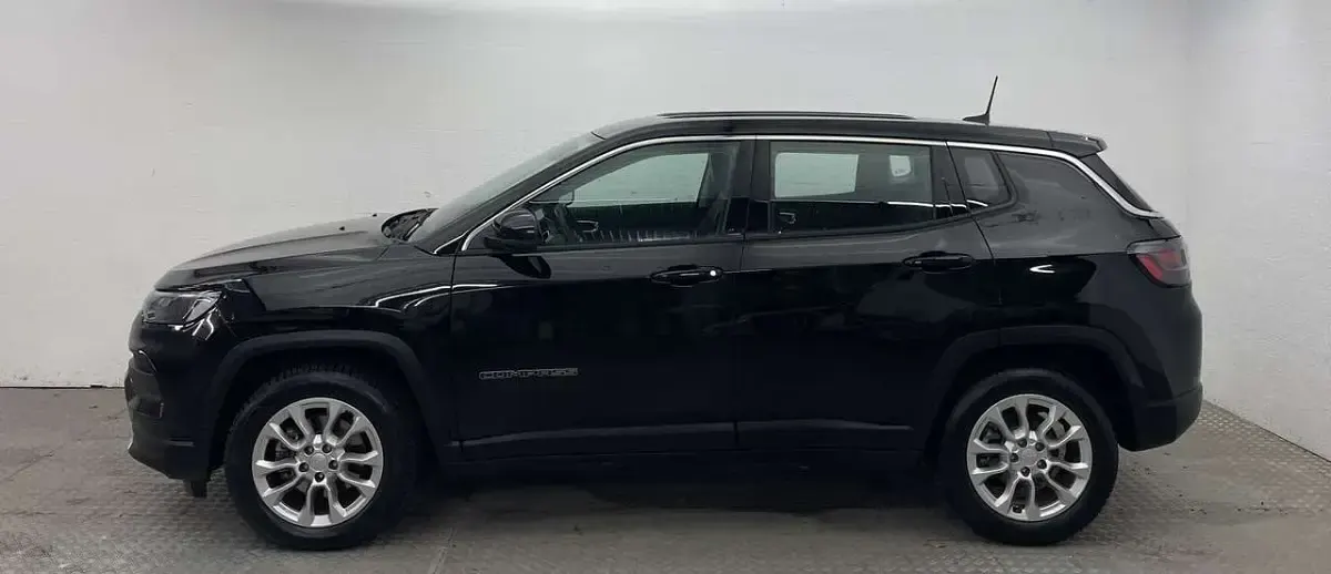 Gebraucht Jeep Compass Altitude 160 PS (117 kW) 2024 Schwarz SUV