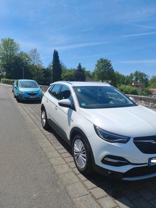 Weiß Gebraucht 2020 Opel Grandland X SUV | 20.500 € (Fairer Preis) - Bild 1/4