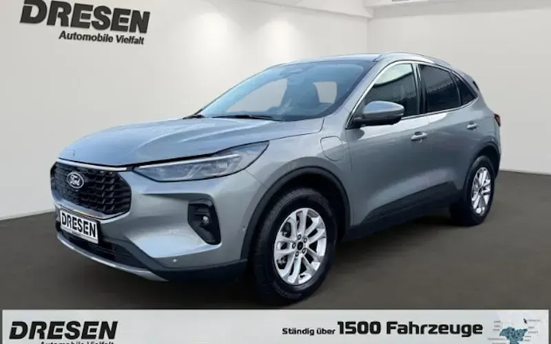 Gebraucht Ford Kuga Titanium 243 PS (178 kW) 2025 Solar silver SUV