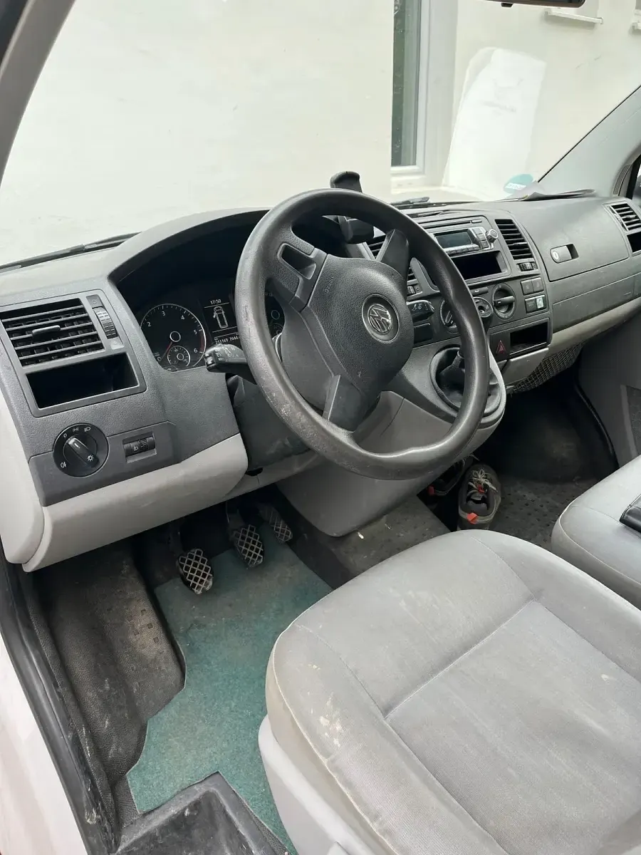 Gebraucht VW Transporter 101 PS (74 kW) 2013 Van