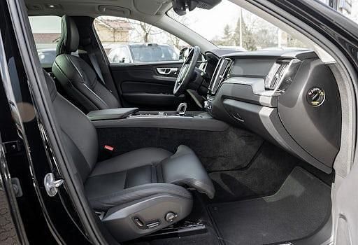 Gebraucht Volvo XC60 Plus 350 PS (257 kW) 2024 Schwarz SUV