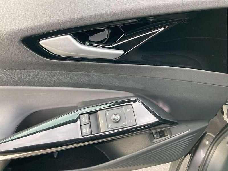 Gebraucht VW ID.4 Pure 108 kW (148 PS) 2022 Grau SUV