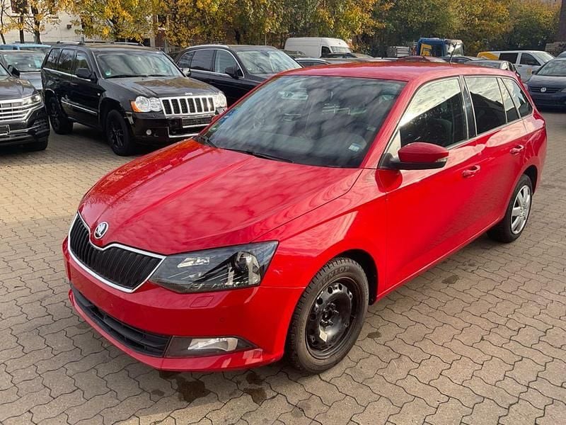 Gebraucht Skoda Fabia Ambition 110 PS (80 kW) 2015 Rot Kombi