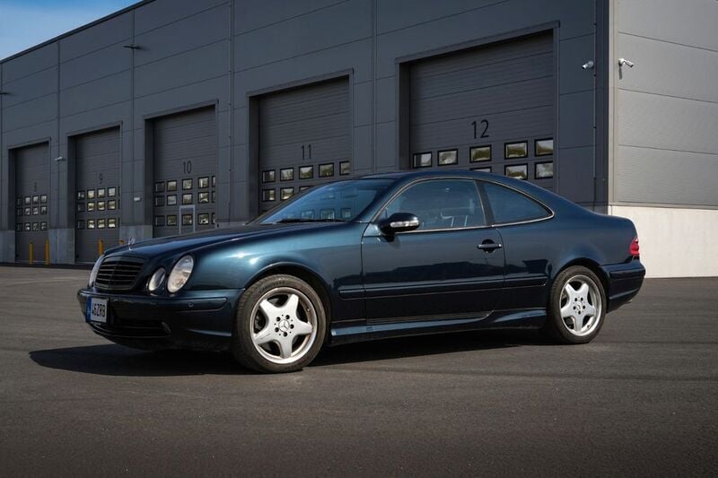 Schwarz Gebraucht 2000 Mercedes CLK55 AMG AMG | 11.999 € (Superpreis) - Bild 1/4